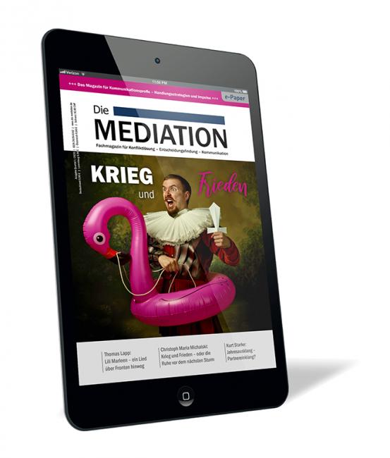 Buchcover der Zeitschrift 'Die Mediation (Ausgabe 2020/01) (E-Paper)' herausgegeben von Gernot Barth und Bernhard Böhm, mit einem Mann in mittelalterlicher Kleidung und Schwimmreifen in Flamingoform auf einem dunklen Hintergrund.